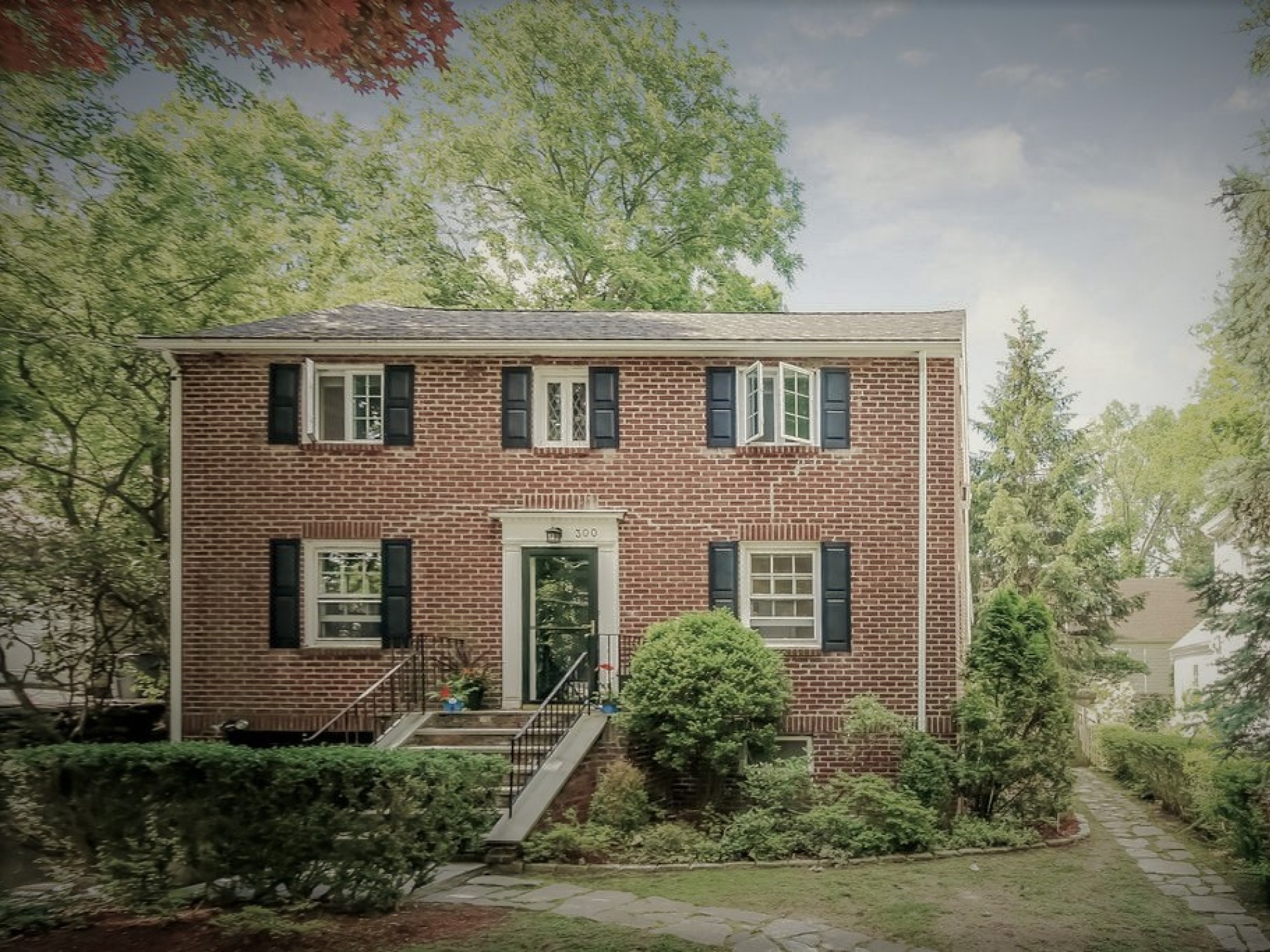Red House Thumbnail